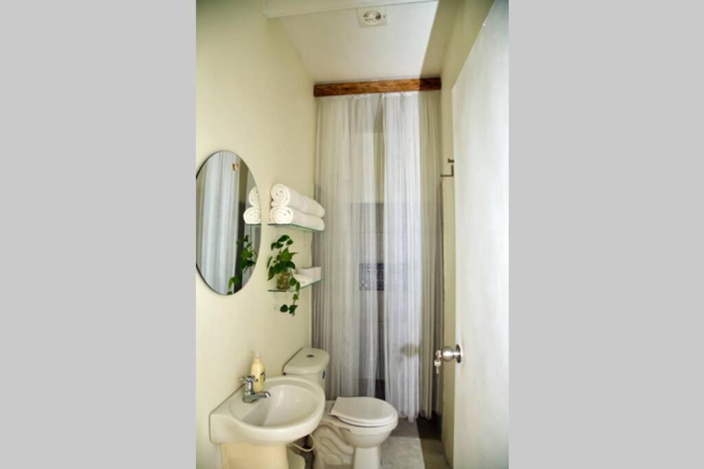 Great Location ! 4 Bedroom Home In The Heart Of Kartagena Zewnętrze zdjęcie